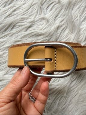 Lucky Brand Banana Yellow Genuine Leather Belt Women’s L Oval Buckle Cowgirl